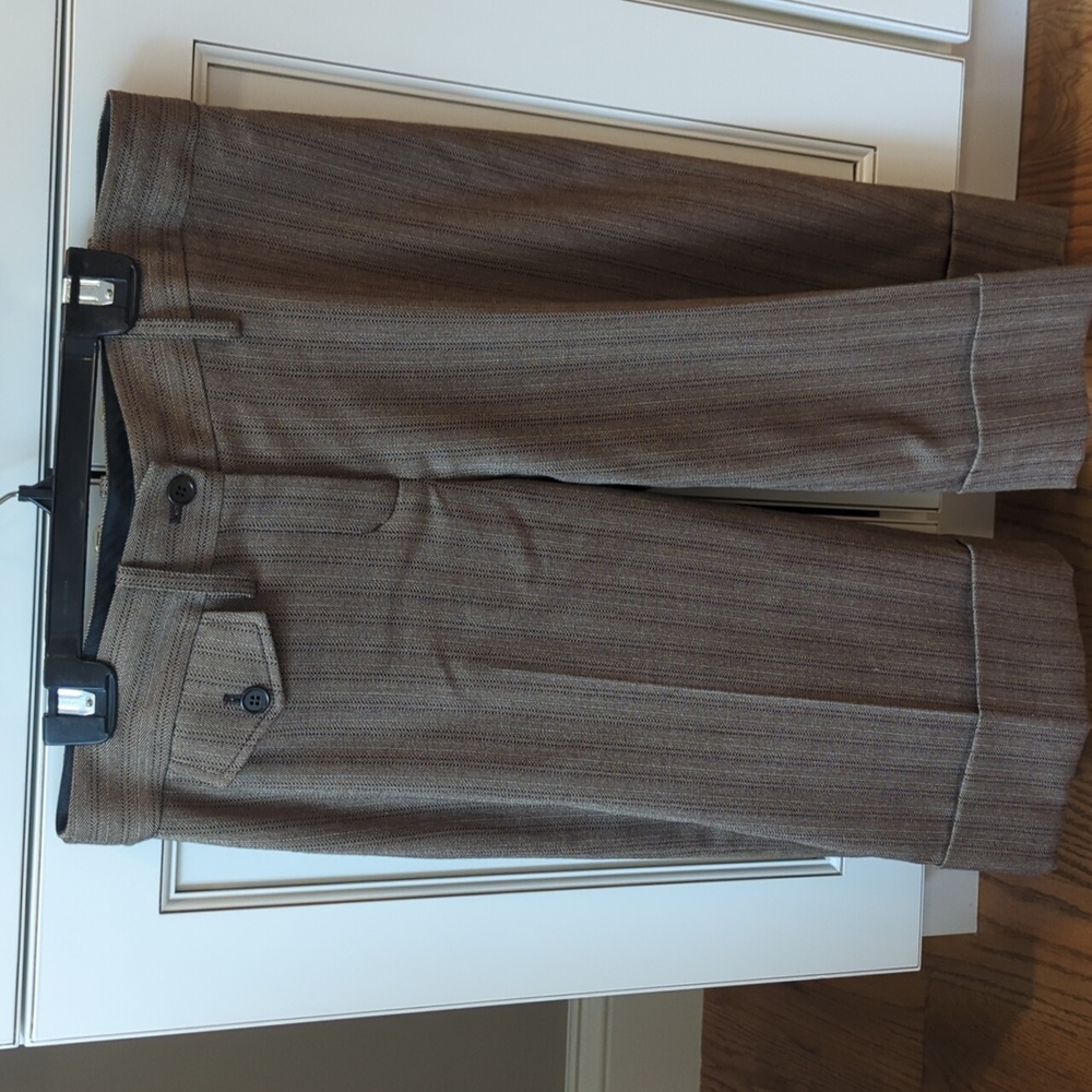 BCBG Maxazria Vintage Goucho pants. Size 4